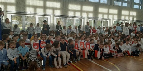 Powiększ grafikę: apel-upamietniajacym-dzien-niepodleglosci-656611.jpg