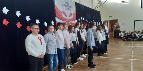 Powiększ grafikę: apel-upamietniajacym-dzien-niepodleglosci-656613.jpg