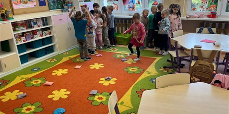 Powiększ grafikę: bezpieczenstwo-przede-wszystkim-658976.jpg