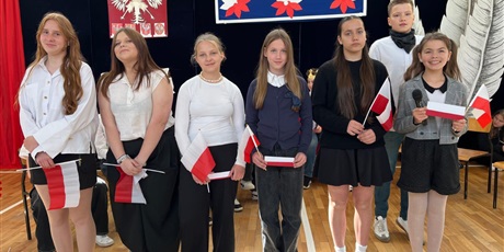 Powiększ grafikę: konstytucji-3-maja-urozcysty-apel-614210.jpg