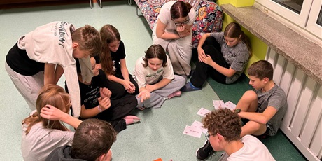 Powiększ grafikę: nocowanie-w-szkole-650583.jpg