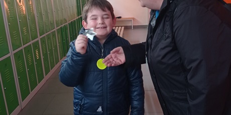 Powiększ grafikę: odblaskowa-szkola-2025-656603.jpg