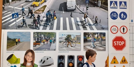 Powiększ grafikę: odblaskowa-szkola-2025-656606.jpg