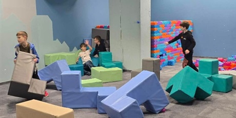 Powiększ grafikę: polkolonie-zimowe-2026-671492.jpg