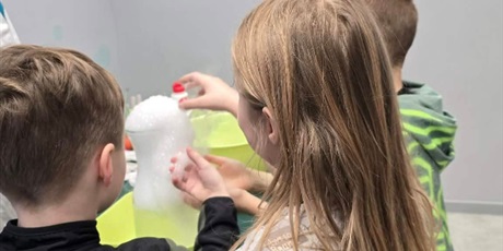 Powiększ grafikę: polkolonie-zimowe-2026-671499.jpg