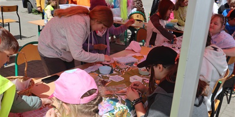 Powiększ grafikę: srteets-for-kids-618687.jpg