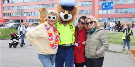 Powiększ grafikę: srteets-for-kids-618689.jpg