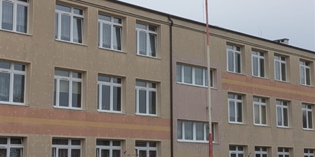 Symboliczna godzina 11:11