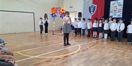 Powiększ grafikę: uroczyste-pasowanie-na-ucznia-650565.jpg