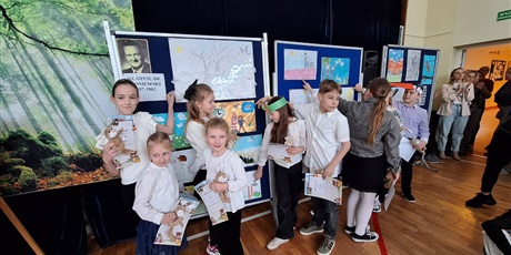 Powiększ grafikę: wladyslaw-broniewski-nasz-patron-685016.jpg