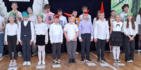 Powiększ grafikę: wladyslaw-broniewski-nasz-patron-685019.jpg