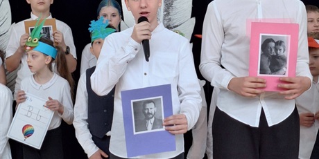 Powiększ grafikę: wladyslaw-broniewski-nasz-patron-685023.jpg