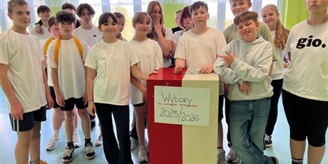 Powiększ grafikę: wybory-do-samorzadu-uczniowskiego-na-rok-szkolny-2025-2026-652000.jpg