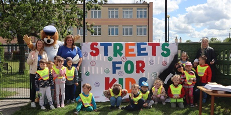 Powiększ grafikę: STREETS FOR KIDS