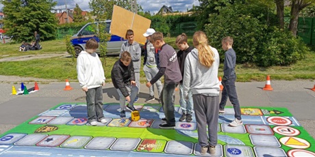 Powiększ grafikę: STREETS FOR KIDS